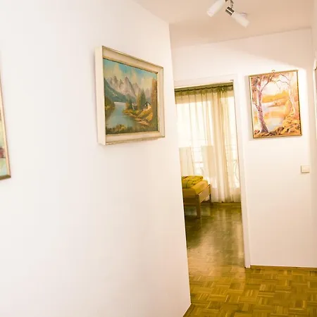 Goldstadt Business * Пфорцхайм